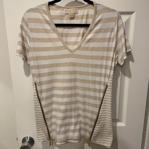 2/$10 Michael Kors shirt L